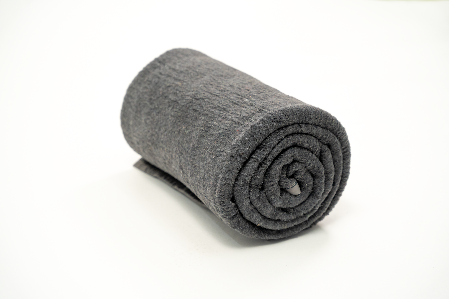 • 150x200 cm 
• Gewicht ca.1700 Gramm 
• 50% Baumwolle und 50% Polyester
• in einem Band rundum gesäumt
